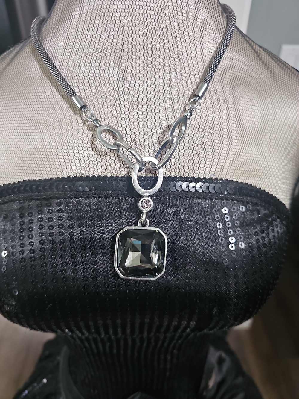 Silver Black Crystal Pendant Necklace - Women Jewelry